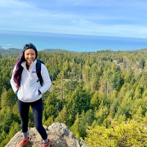 Meet your Posher, Yvette - Picture 2 of 12